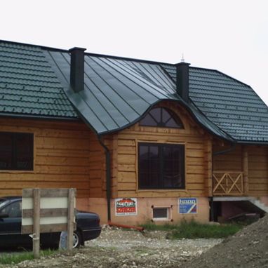 Steildach bei Holzhaus